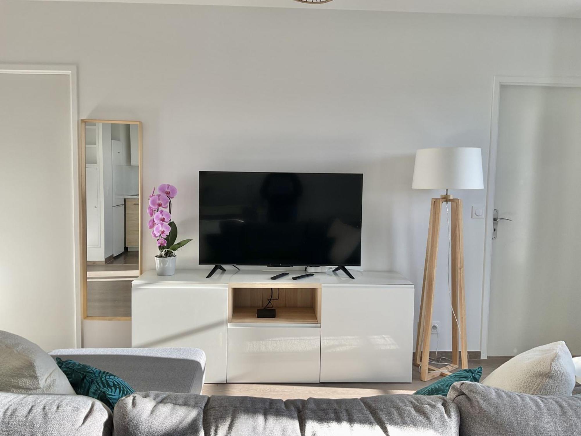Sunny Apartment Near Disneyland Paris - Liz Appart Serris Dış mekan fotoğraf